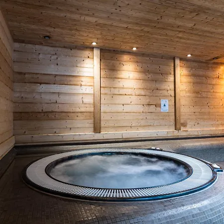 Lagrange Les Hauts De Comborciere 4*